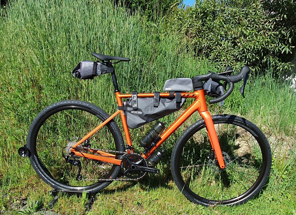 Comment équiper mon gravel pour le voyage ? Culture vélo Castres